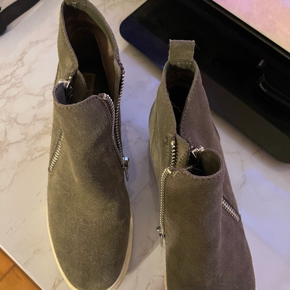 Grey Steve Madden Platform Sneakers